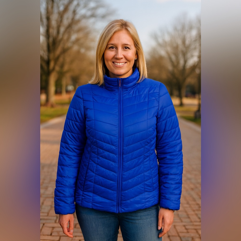 XERSION - BLUE Packable Puffer Jacket (sorry, it's missing its hood) large